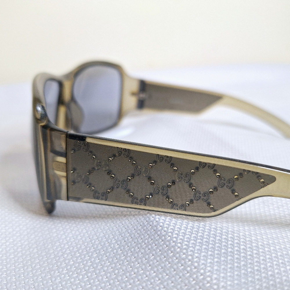 Vintage Gucci #GG 2103 " The Platinum Reflections"   sunglasses. - Picture 5 of 8